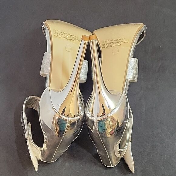 HERSTYLE GWINNIE 3-STRAPS VELCRO CLOSURE OPEN TOE SANDAL - Picture 12 of 12